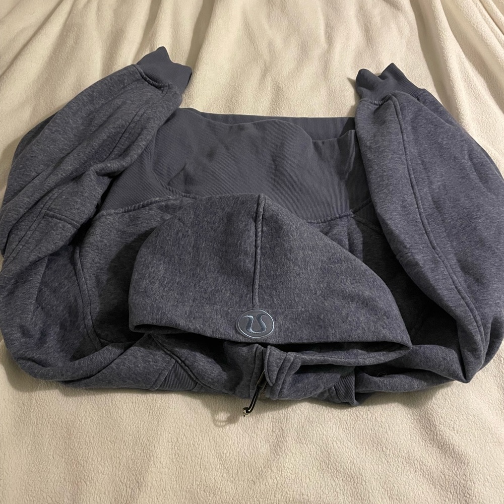 Lulu lemon scuba hoodie size 8